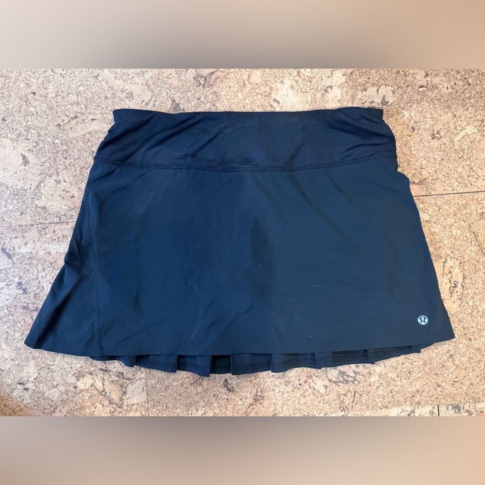 Lululemon Black Skort size 8